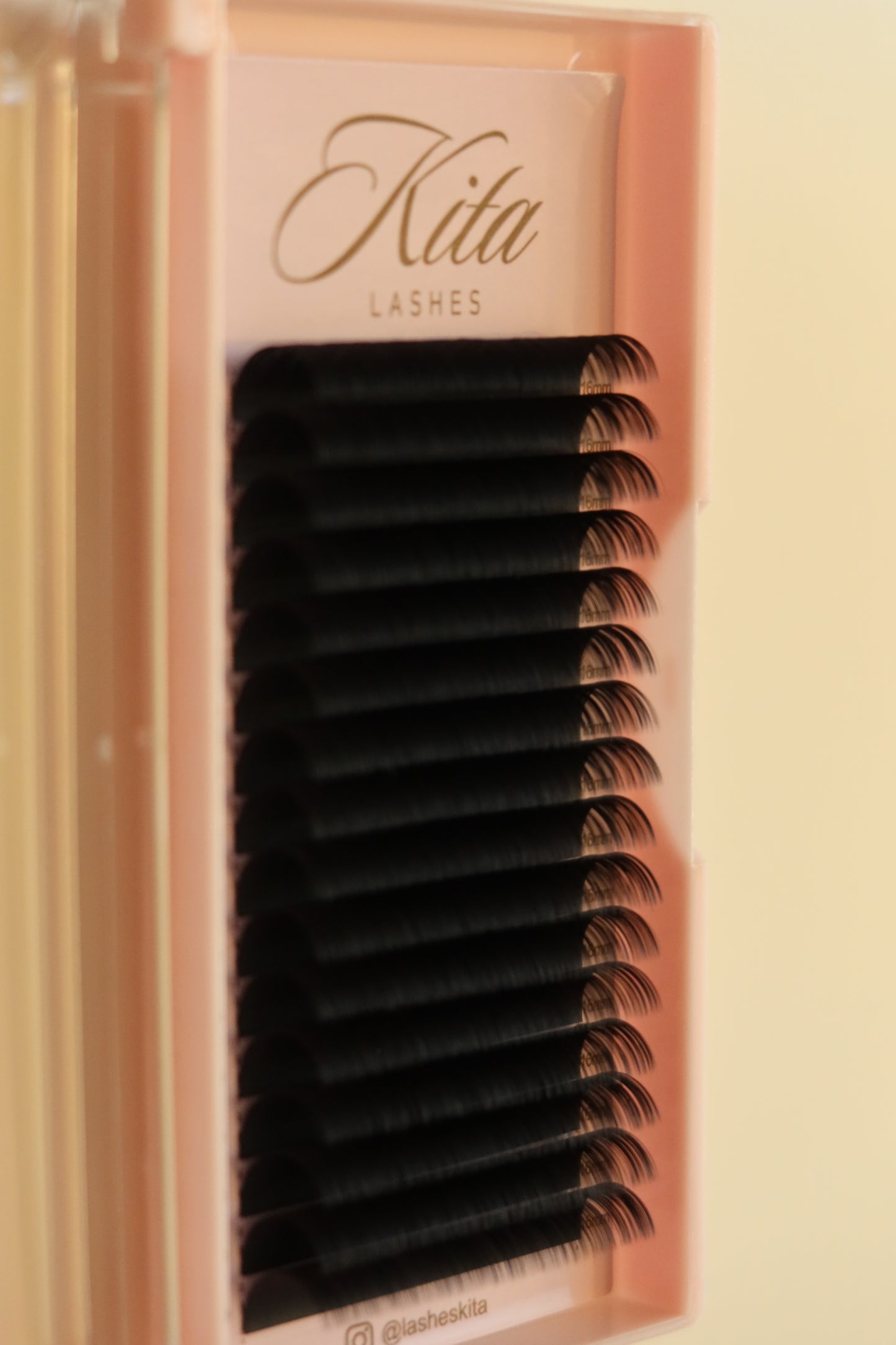 0.05 Cashmere Lashes - Single lengths trays